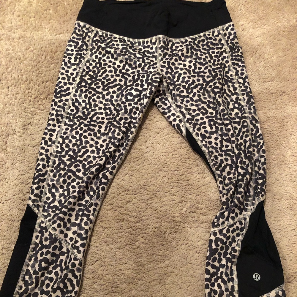 Lululemon cropped leggings